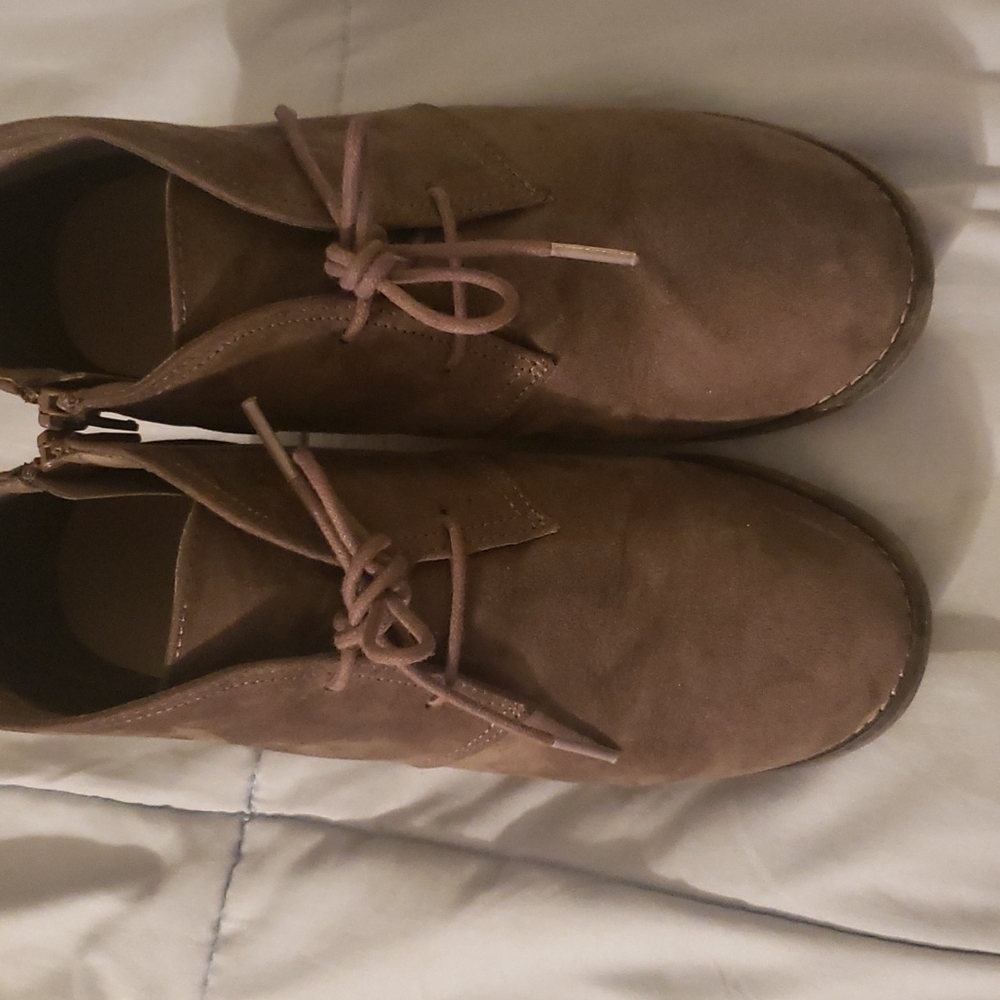 Target brand grey suade ankle booties 6.5W